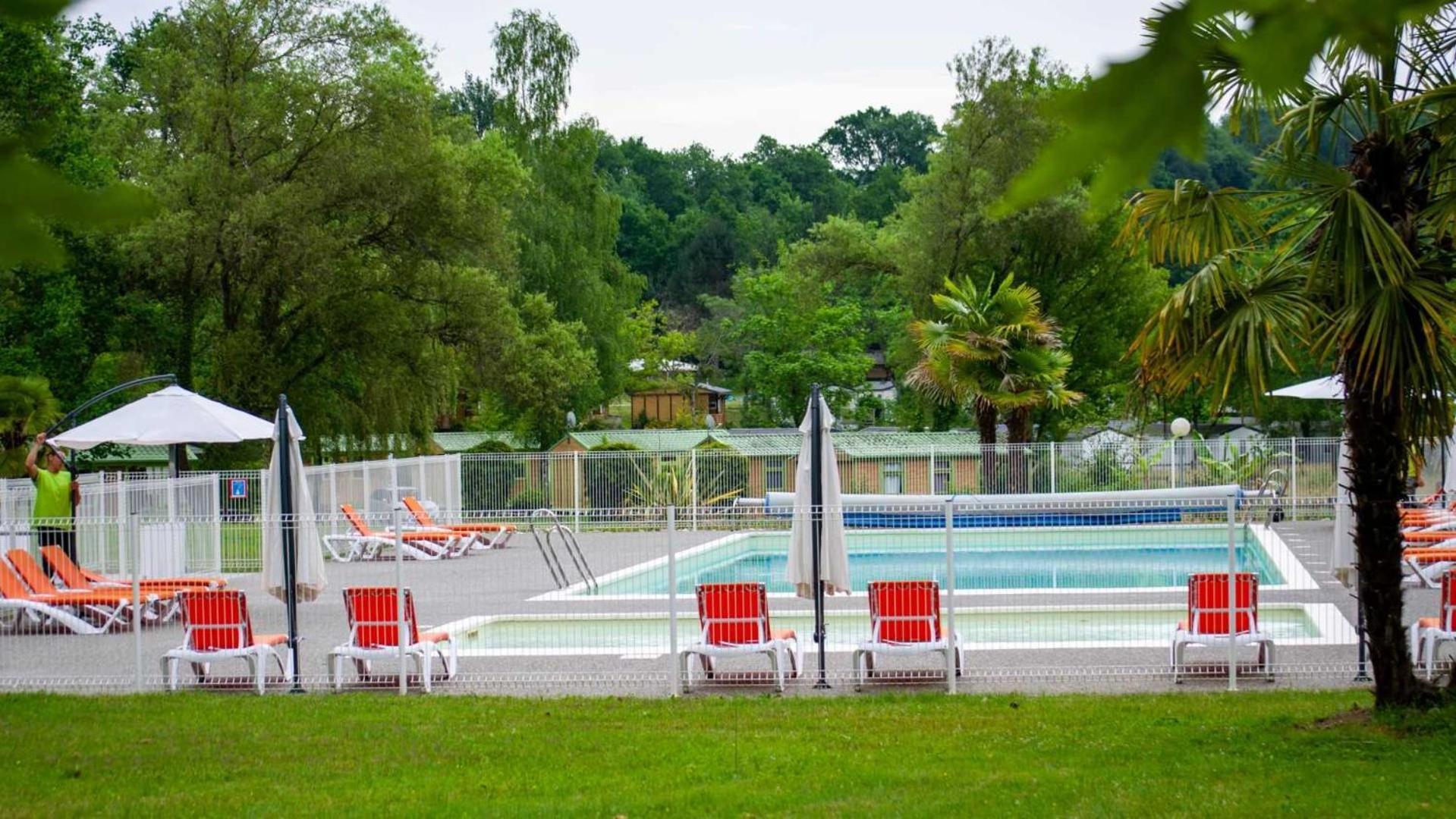 Camping - Piscine - Ccbaieb Montjoie-en-Couserans المظهر الخارجي الصورة
