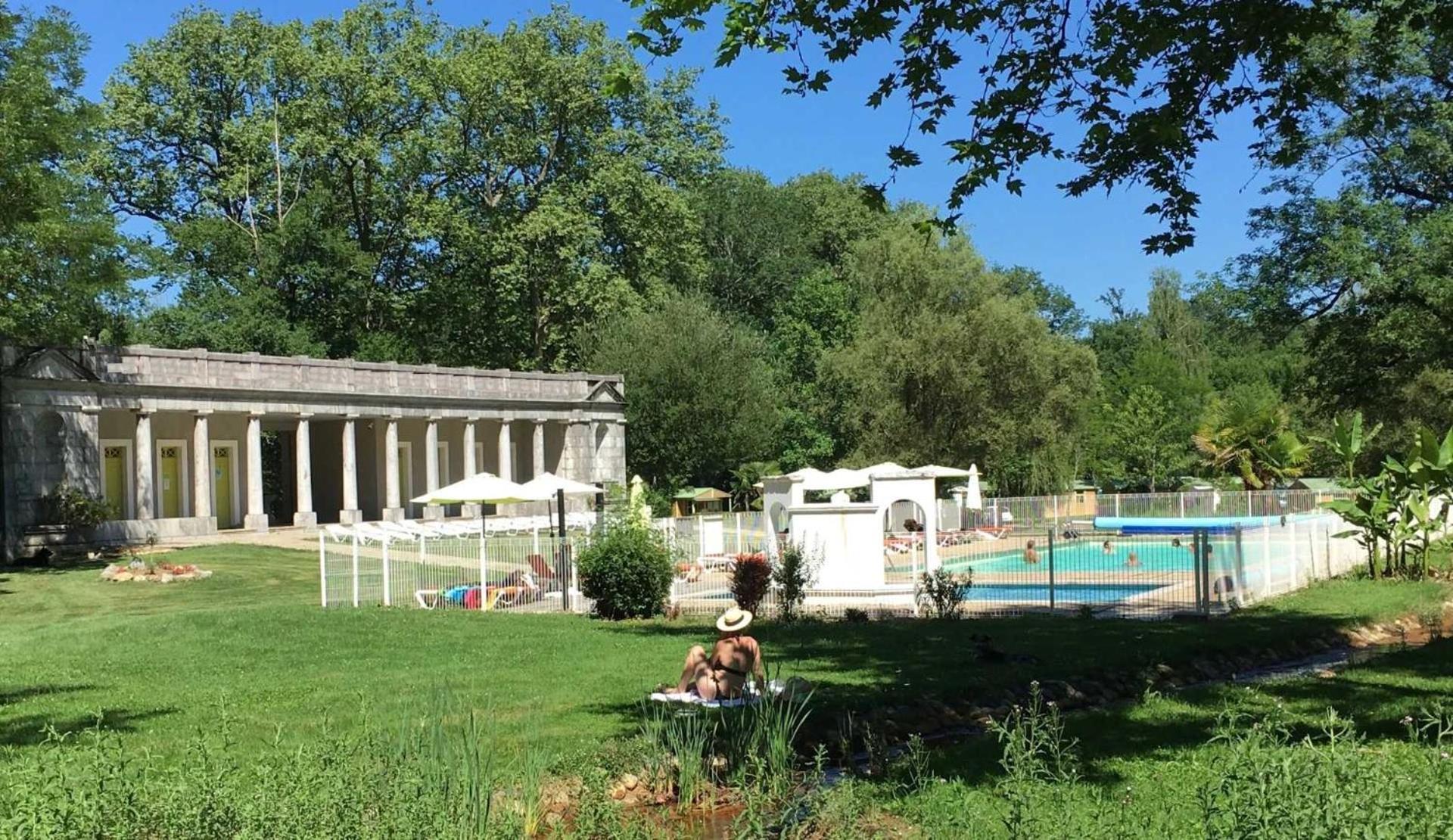 Camping - Piscine - Ccbaieb Montjoie-en-Couserans المظهر الخارجي الصورة