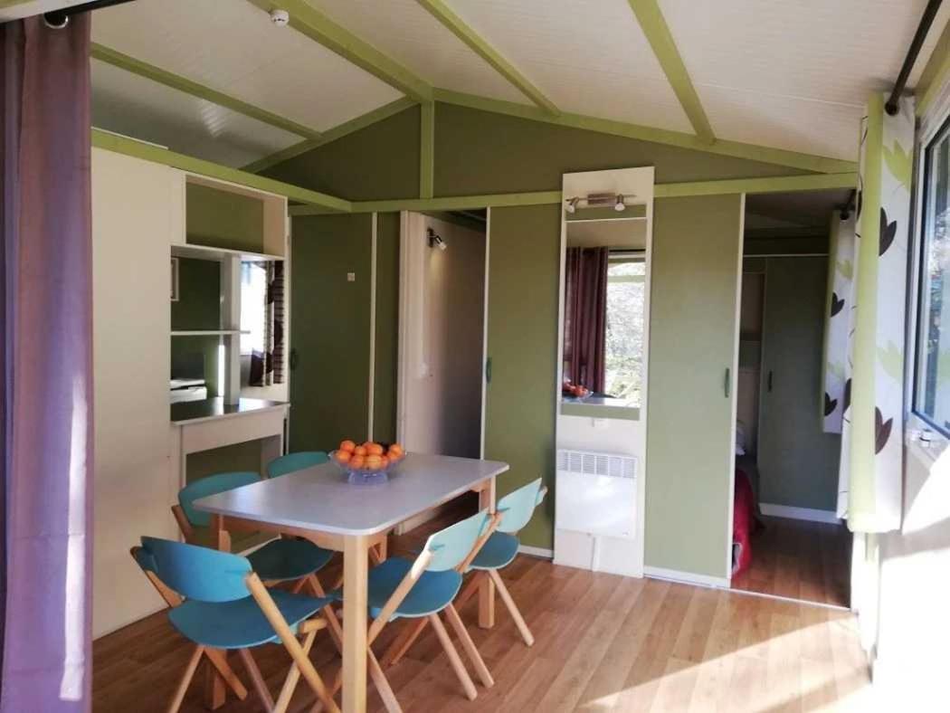 Camping - Piscine - Ccbaieb Montjoie-en-Couserans المظهر الخارجي الصورة